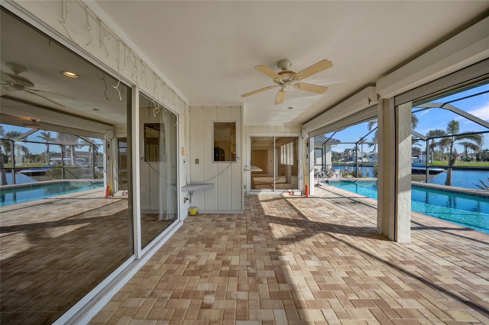 525 PORT BENDRES DR, PUNTA GORDA, FL, 33950