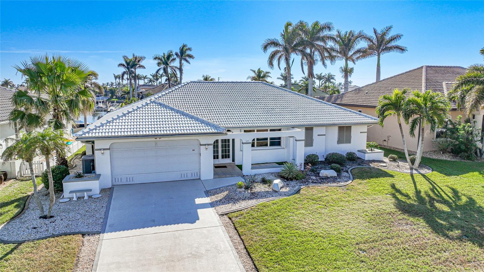 525 PORT BENDRES DR, PUNTA GORDA, FL, 33950