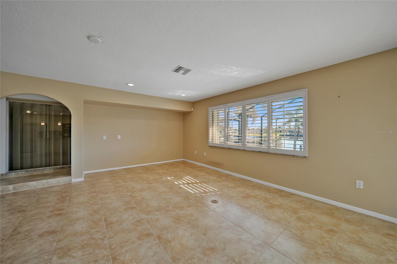 525 PORT BENDRES DR, PUNTA GORDA, FL, 33950