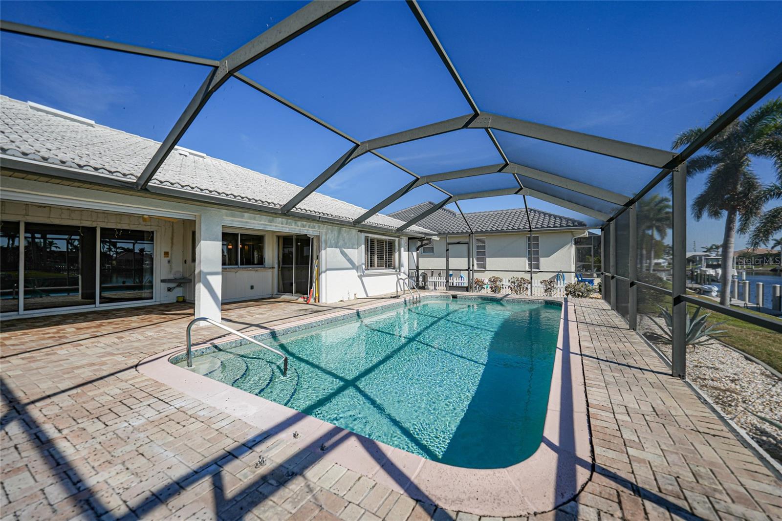 525 PORT BENDRES DR, PUNTA GORDA, FL, 33950