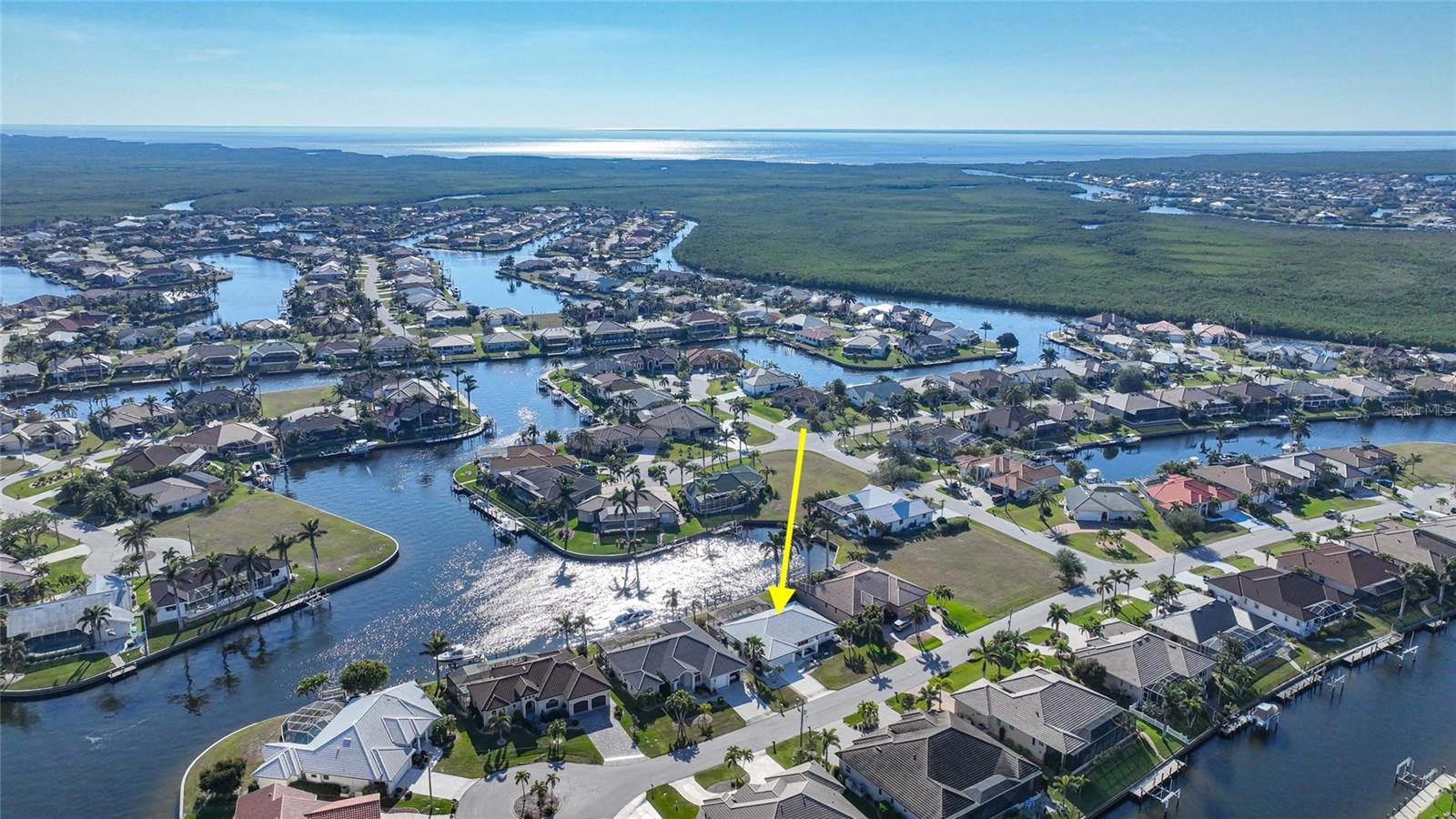 525 PORT BENDRES DR, PUNTA GORDA, FL, 33950