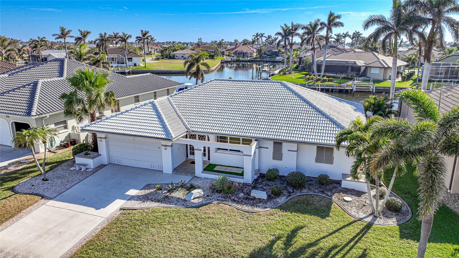 525 PORT BENDRES DR, PUNTA GORDA, FL, 33950