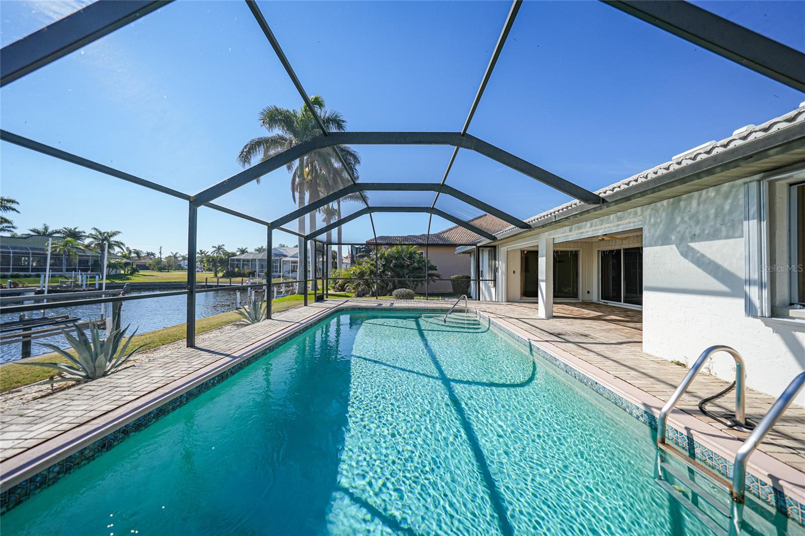 525 PORT BENDRES DR, PUNTA GORDA, FL, 33950