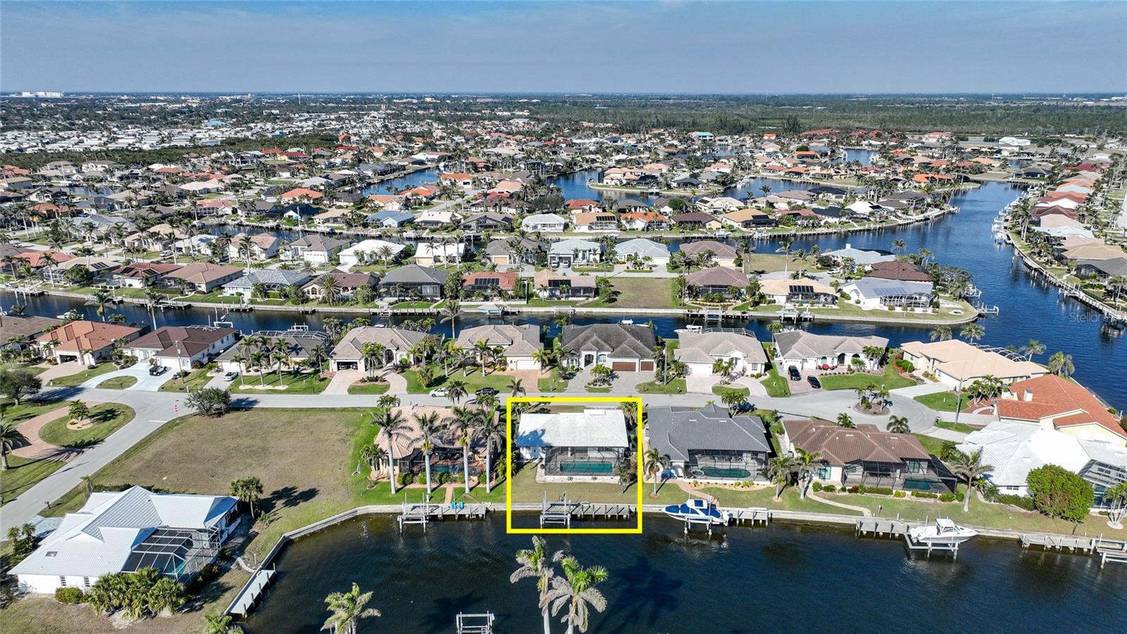 525 PORT BENDRES DR, PUNTA GORDA, FL, 33950