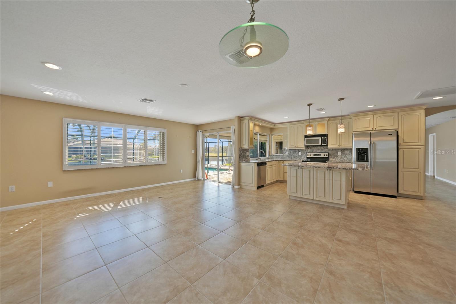 525 PORT BENDRES DR, PUNTA GORDA, FL, 33950