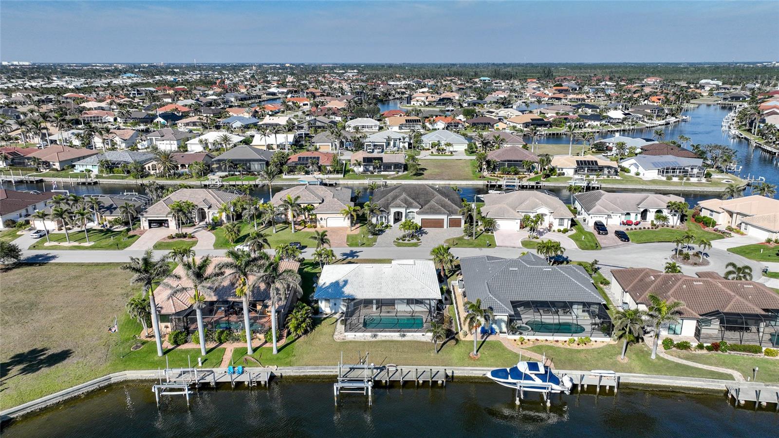 525 PORT BENDRES DR, PUNTA GORDA, FL, 33950