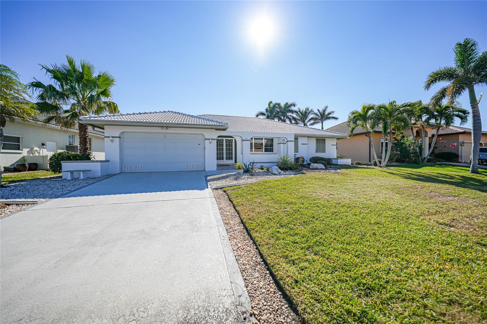 525 PORT BENDRES DR, PUNTA GORDA, FL, 33950