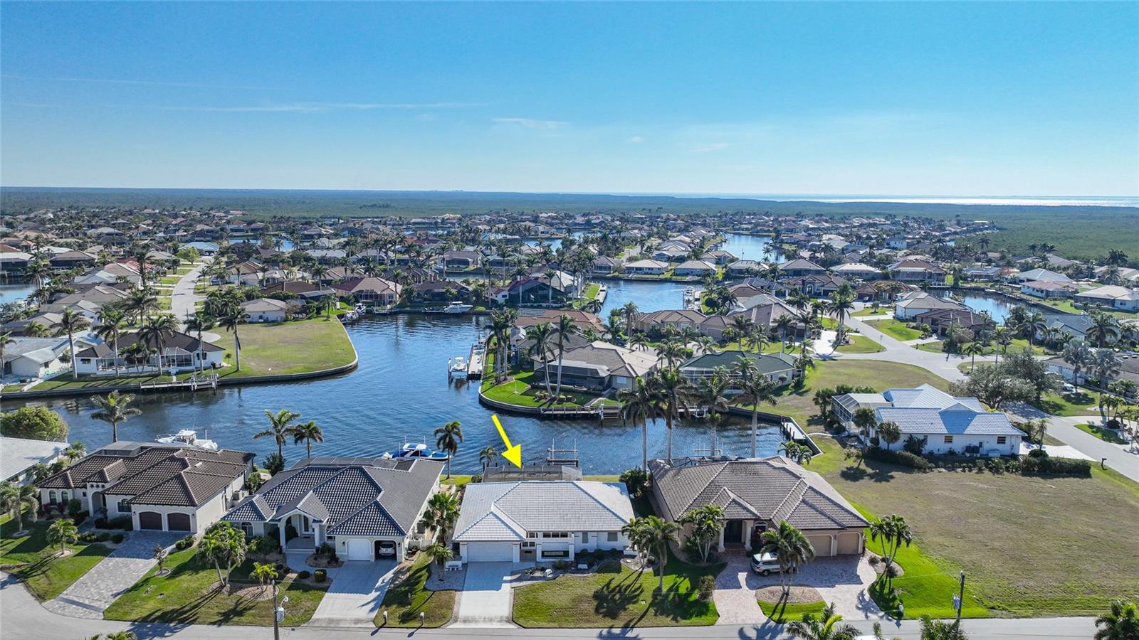 525 PORT BENDRES DR, PUNTA GORDA, FL, 33950