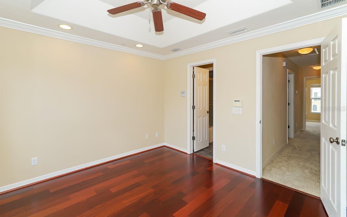 8713 SPRUCE HILLS CT, LAKEWOOD RANCH, FL, 34202