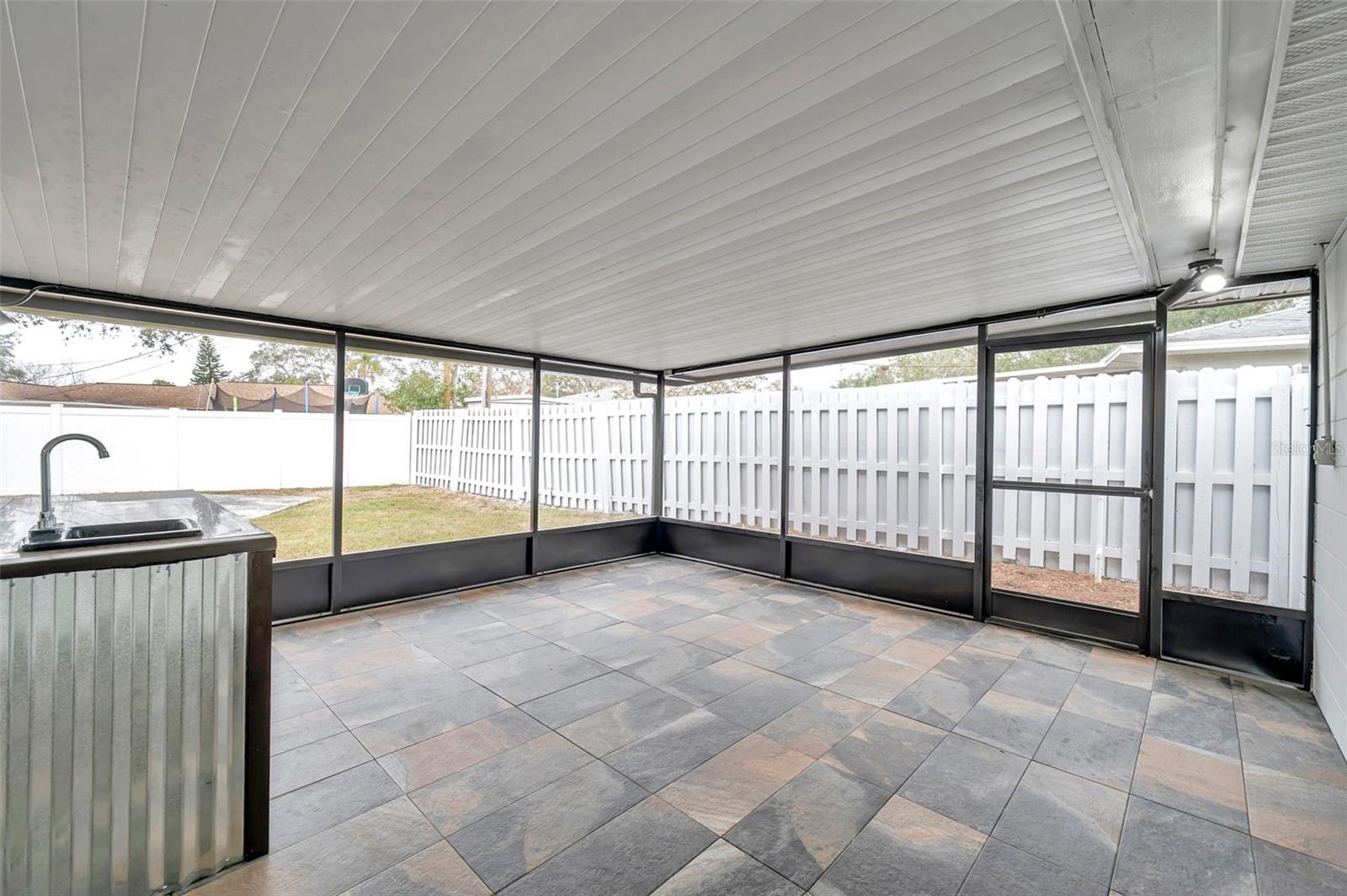 5425 36TH AVE N, ST PETERSBURG, FL, 33710