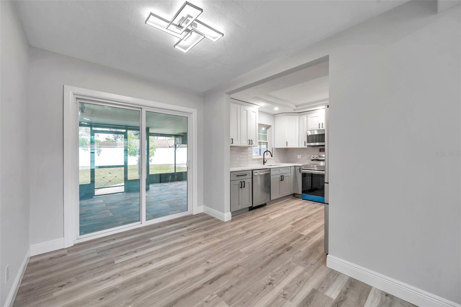 5425 36TH AVE N, ST PETERSBURG, FL, 33710