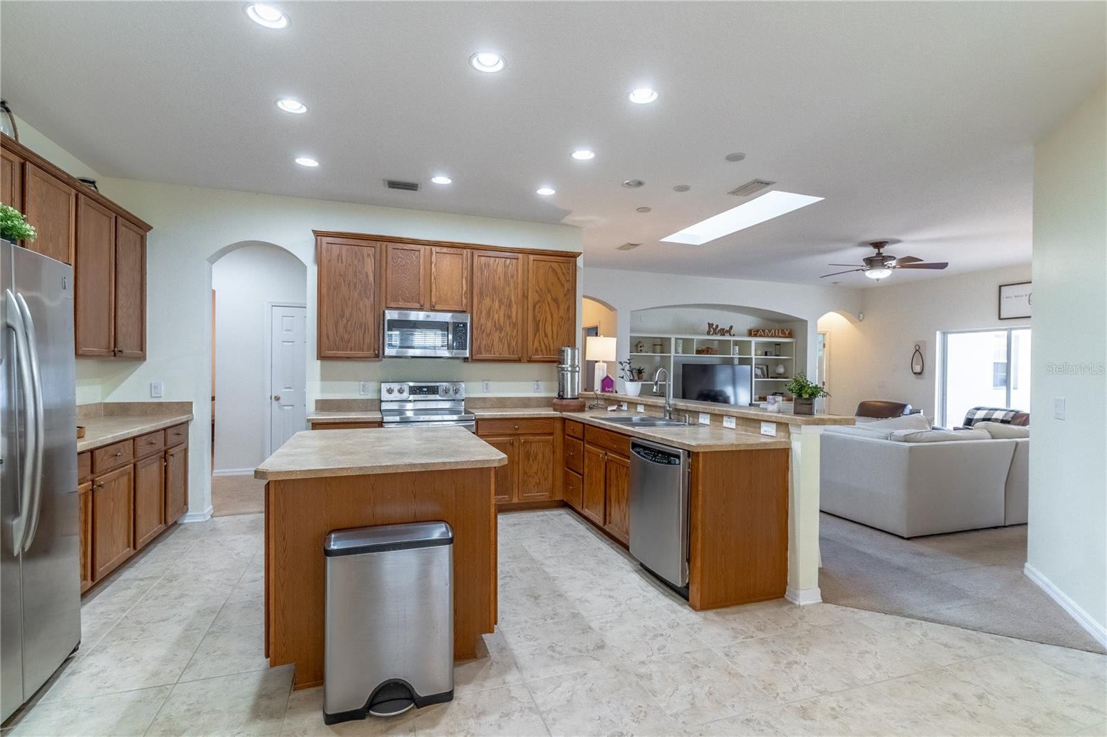 2048 GLORIA OAK CT, ORLANDO, FL, 32820
