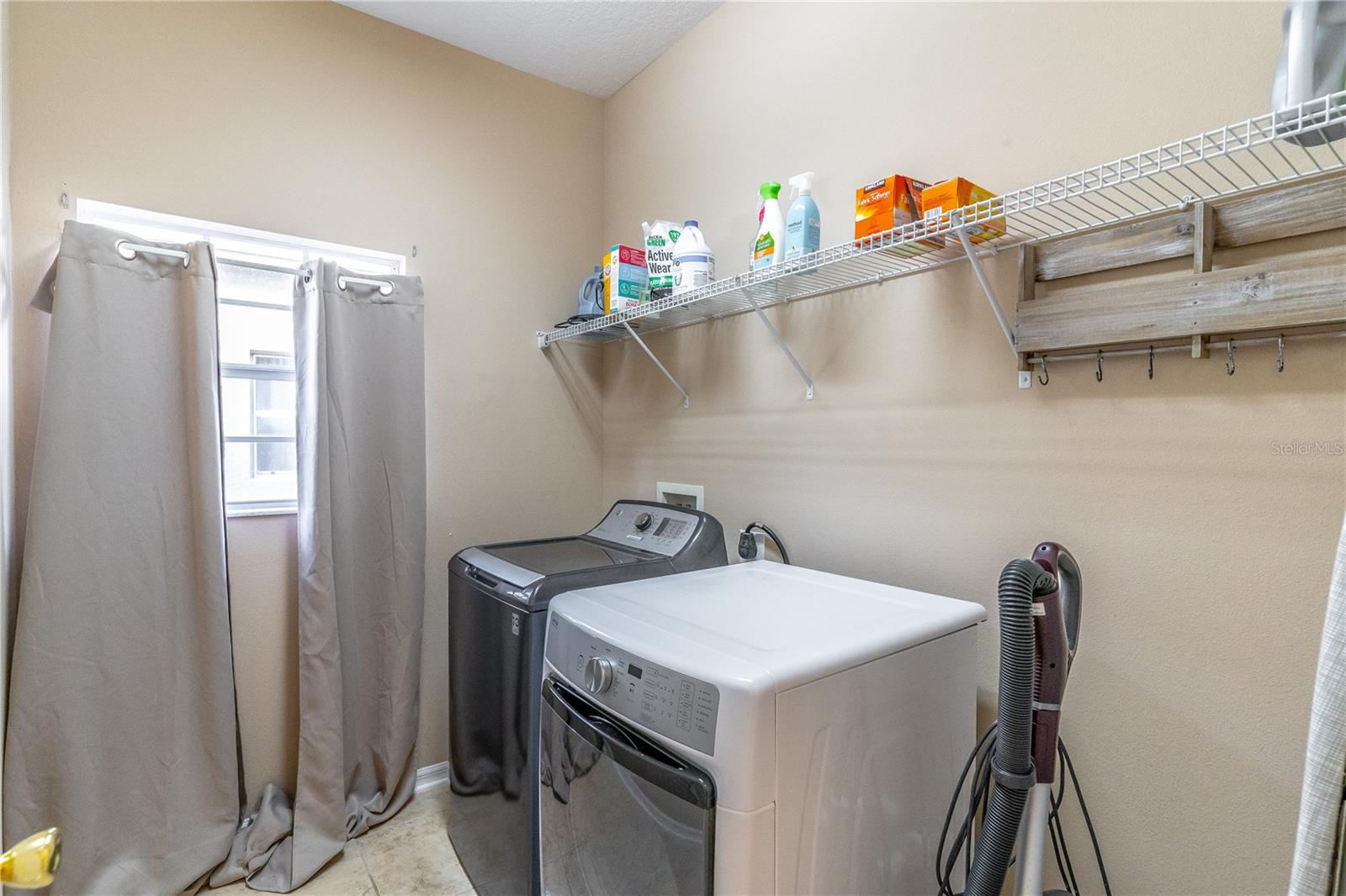 2048 GLORIA OAK CT, ORLANDO, FL, 32820