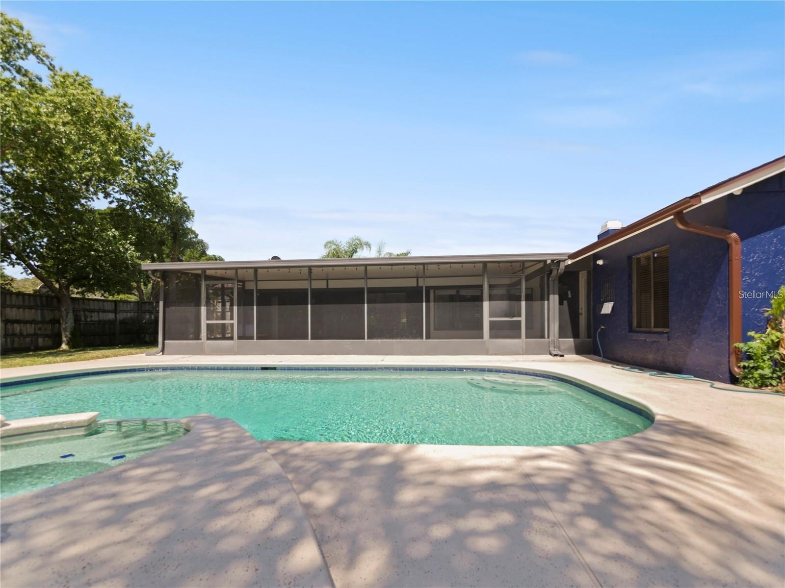 1877 CROWLEY CIR E, LONGWOOD, FL, 32779