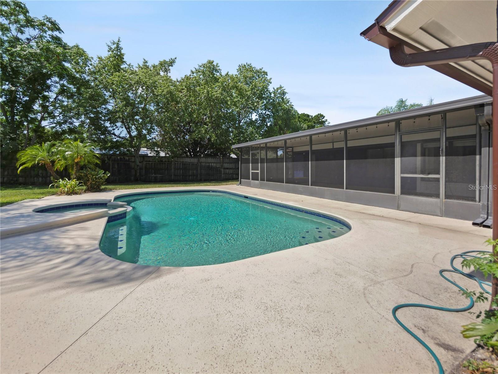 1877 CROWLEY CIR E, LONGWOOD, FL, 32779