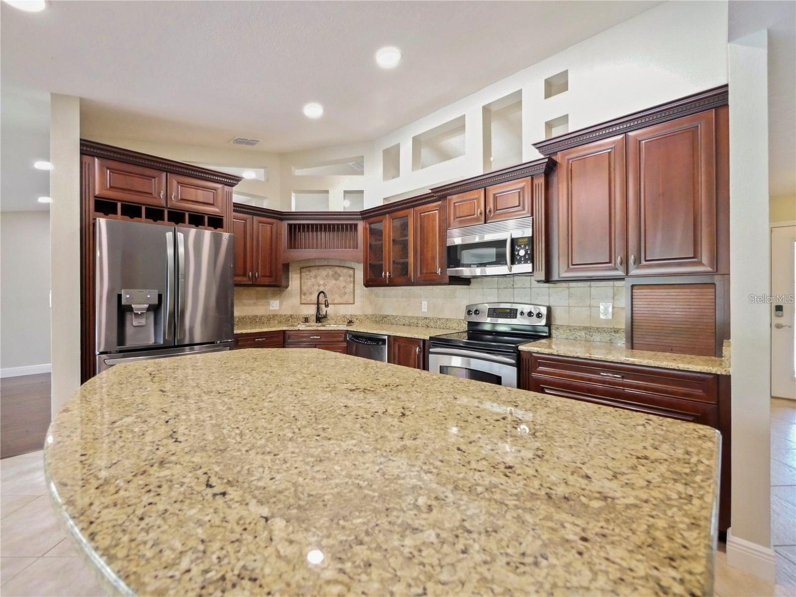 1877 CROWLEY CIR E, LONGWOOD, FL, 32779