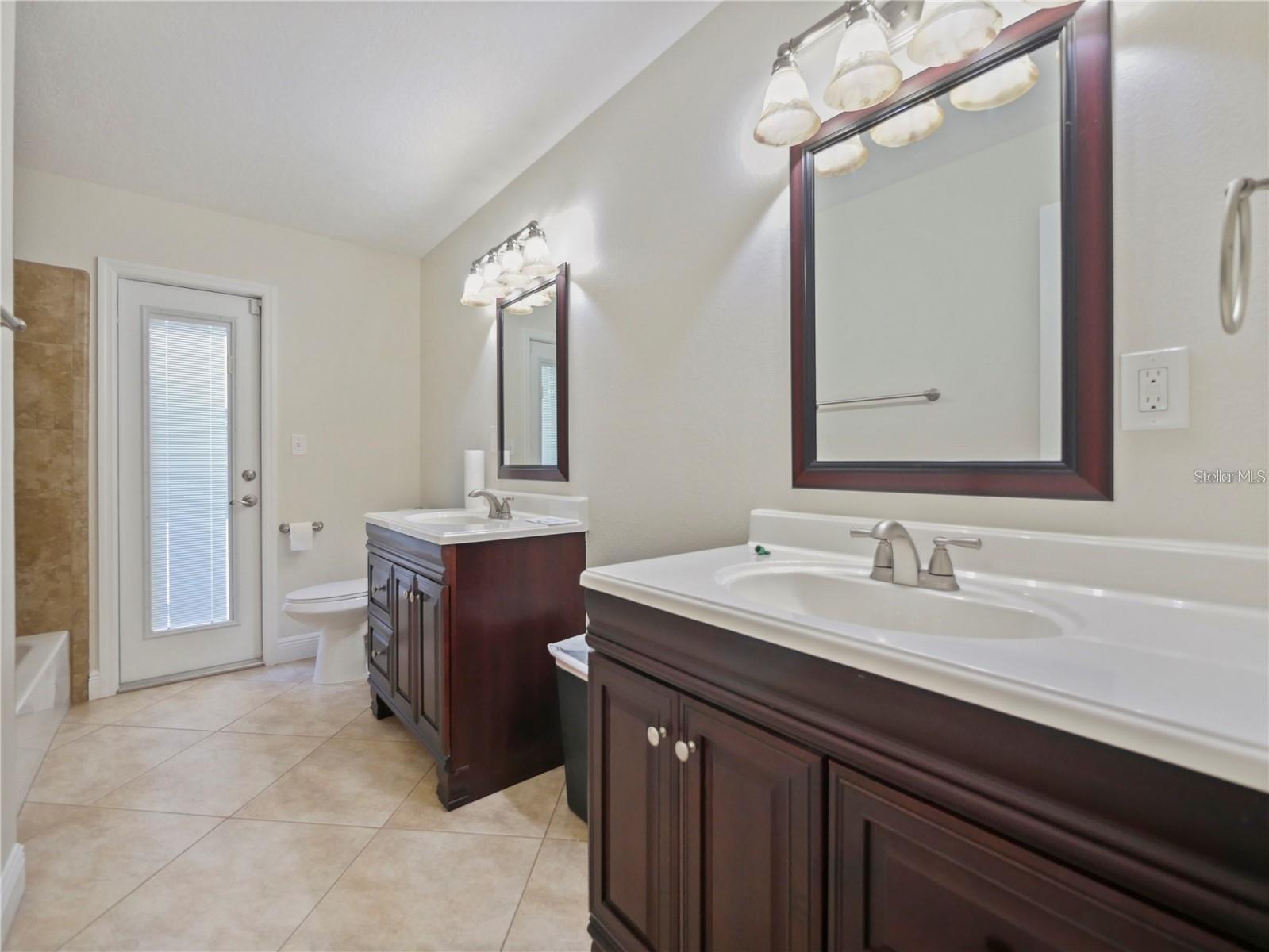 1877 CROWLEY CIR E, LONGWOOD, FL, 32779