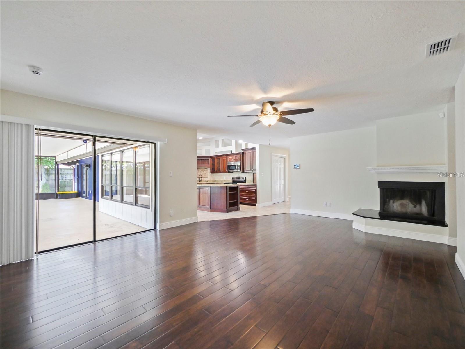 1877 CROWLEY CIR E, LONGWOOD, FL, 32779