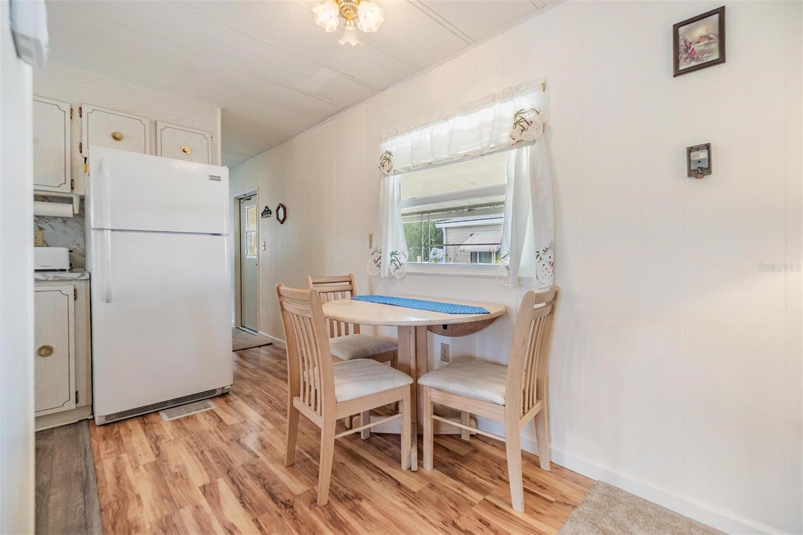 36810 KAY AVE, ZEPHYRHILLS, FL, 33542