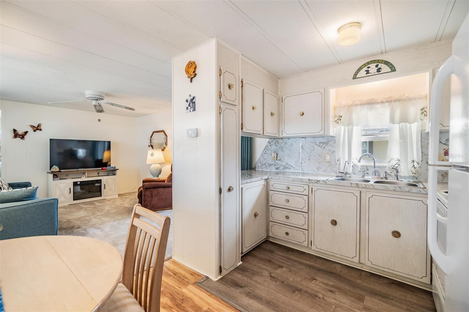36810 KAY AVE, ZEPHYRHILLS, FL, 33542