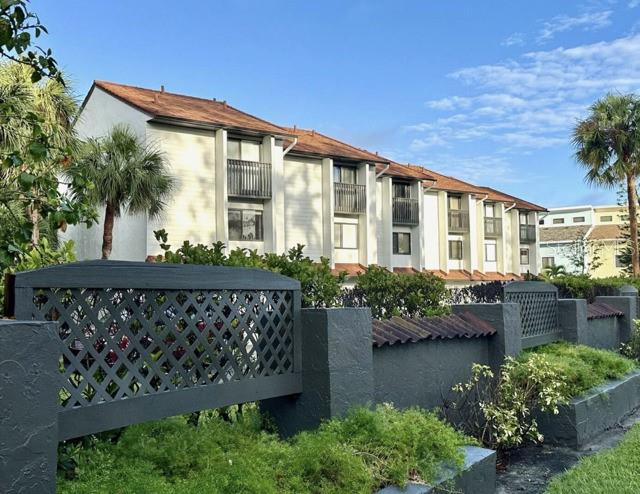 6840 MIDNIGHT PASS RD #6840, SARASOTA, FL, 34242