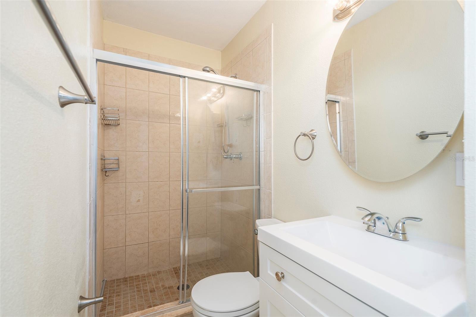4918 CRESTHILL DR, TAMPA, FL, 33615