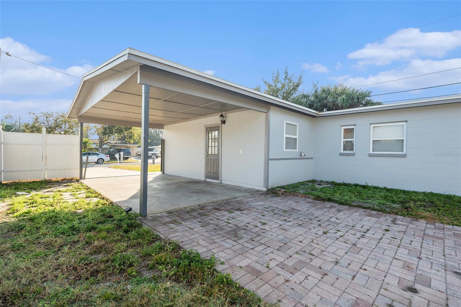 4918 CRESTHILL DR, TAMPA, FL, 33615