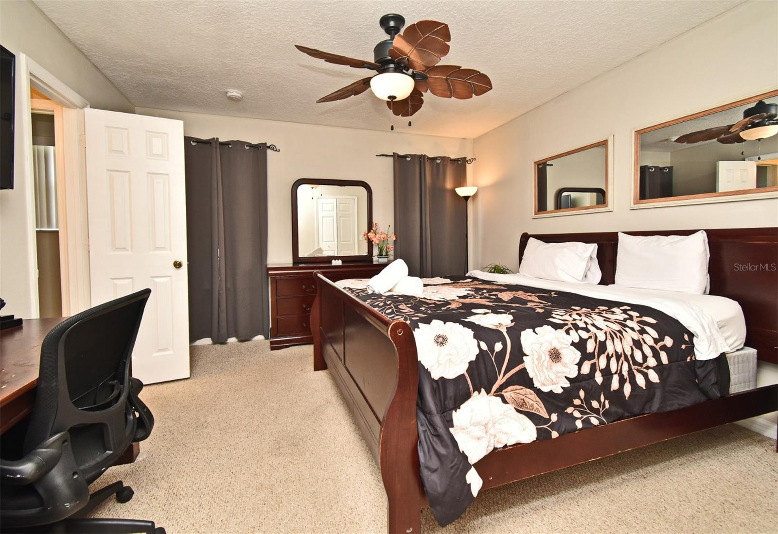 1209 S BEACH CIR, KISSIMMEE, FL, 34746
