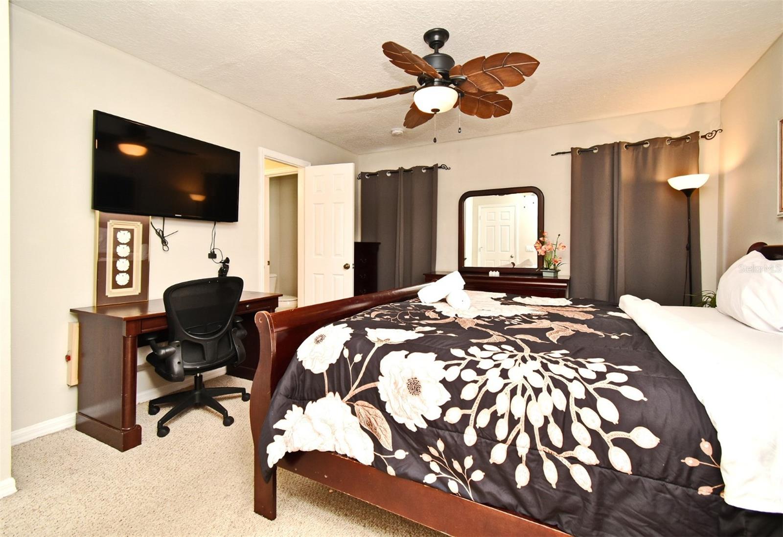 1209 S BEACH CIR, KISSIMMEE, FL, 34746