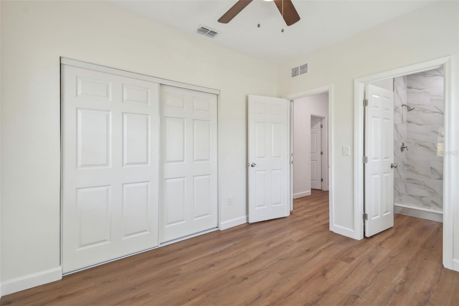 2204 E 12TH AVE, TAMPA, FL, 33605