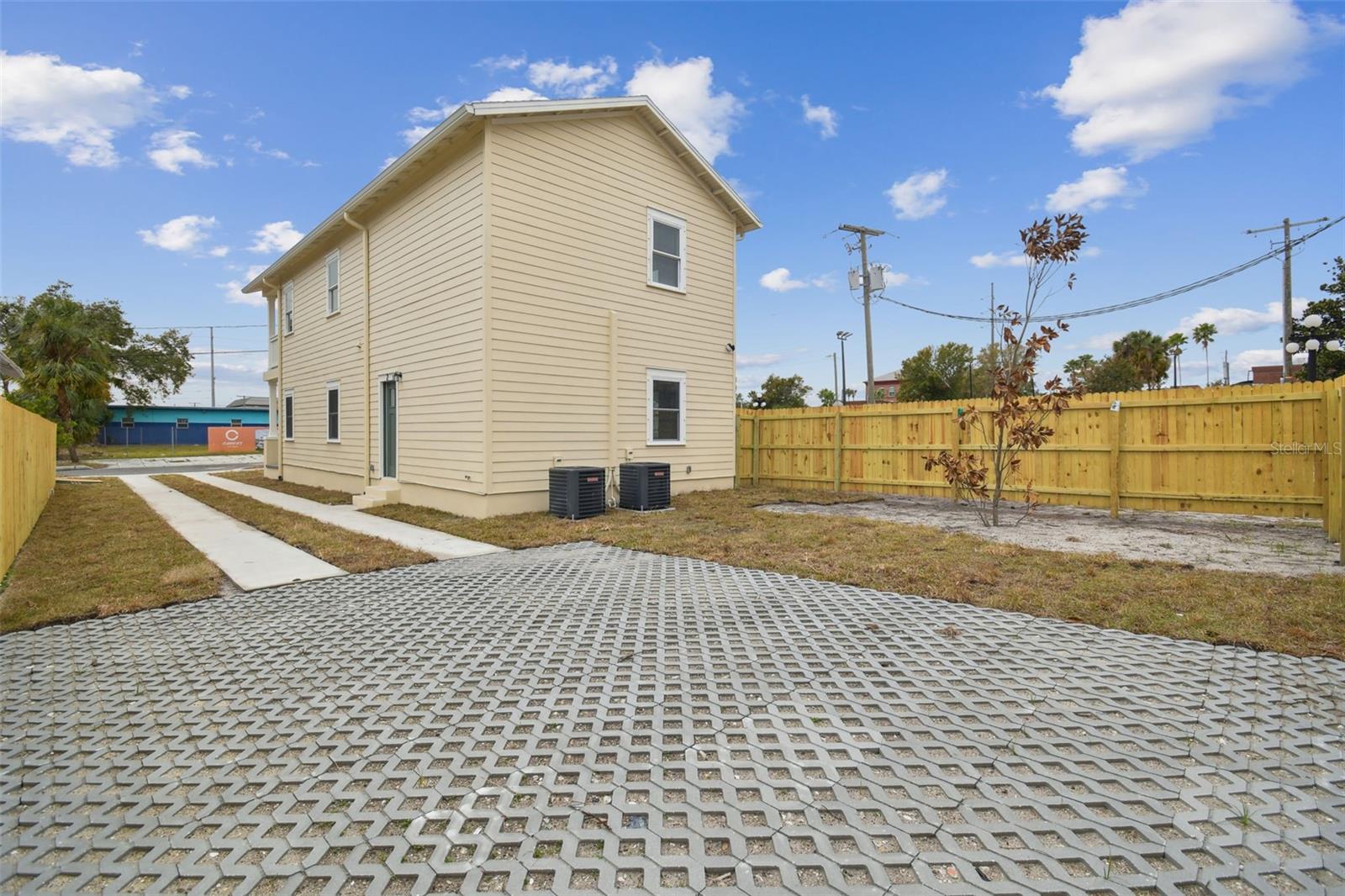 2204 E 12TH AVE, TAMPA, FL, 33605