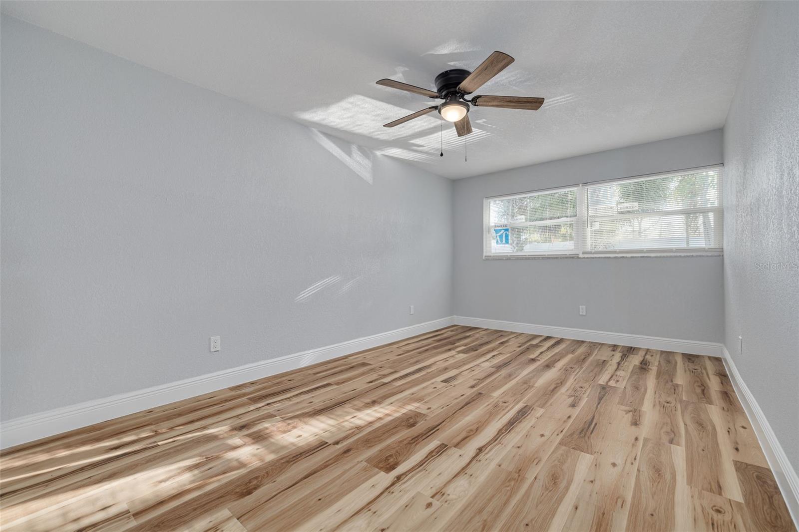 2215 CEDAR DR, DUNEDIN, FL, 34698