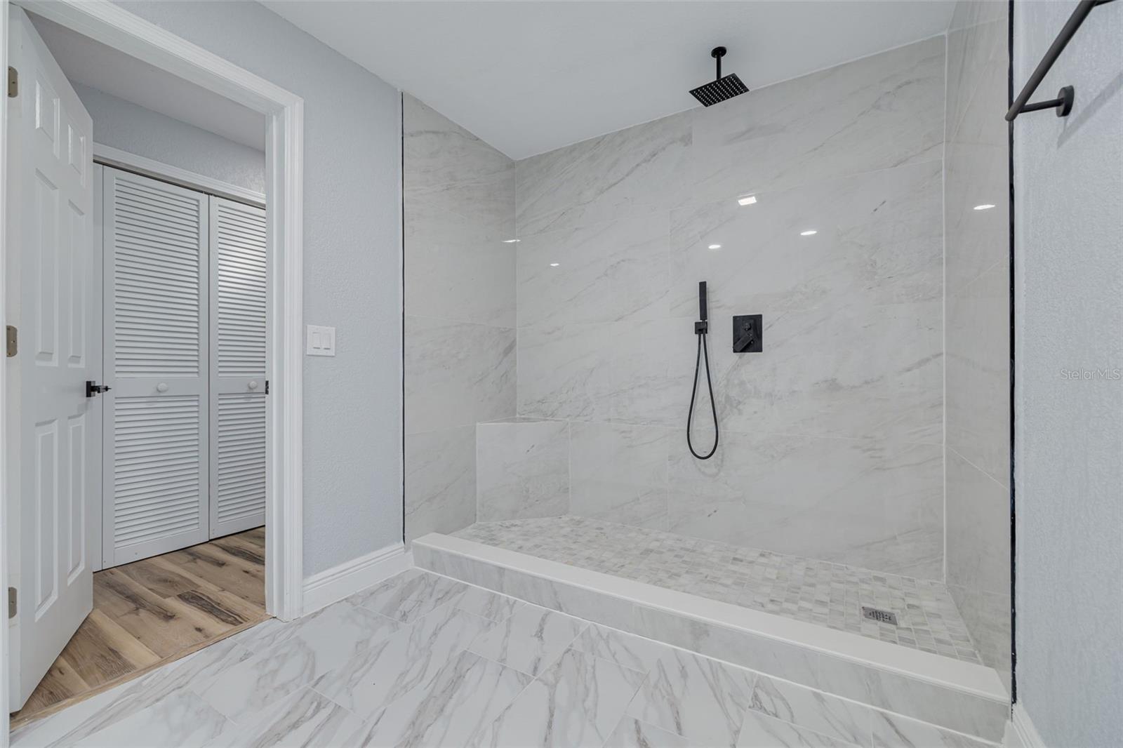 2215 CEDAR DR, DUNEDIN, FL, 34698