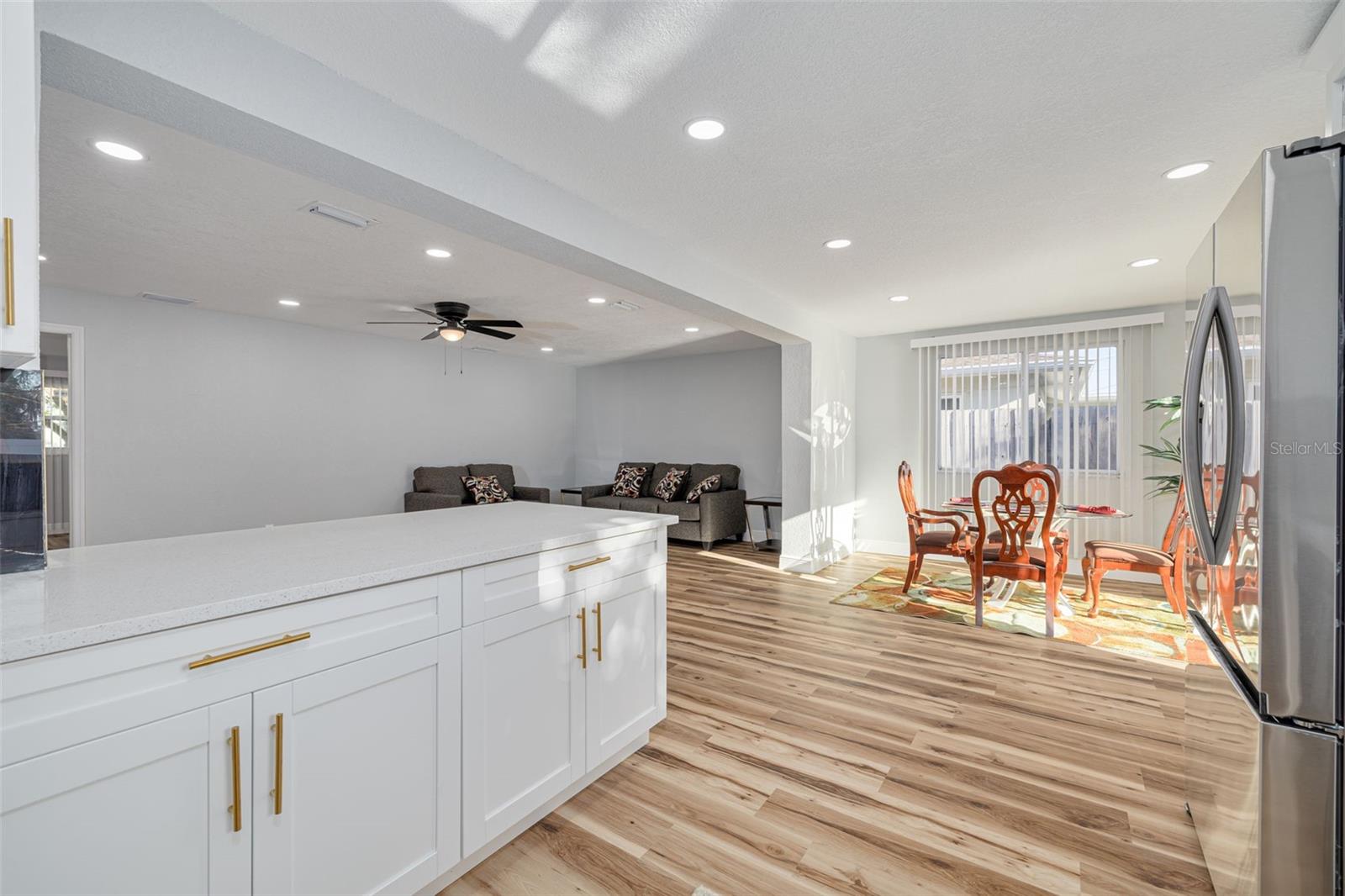 2215 CEDAR DR, DUNEDIN, FL, 34698