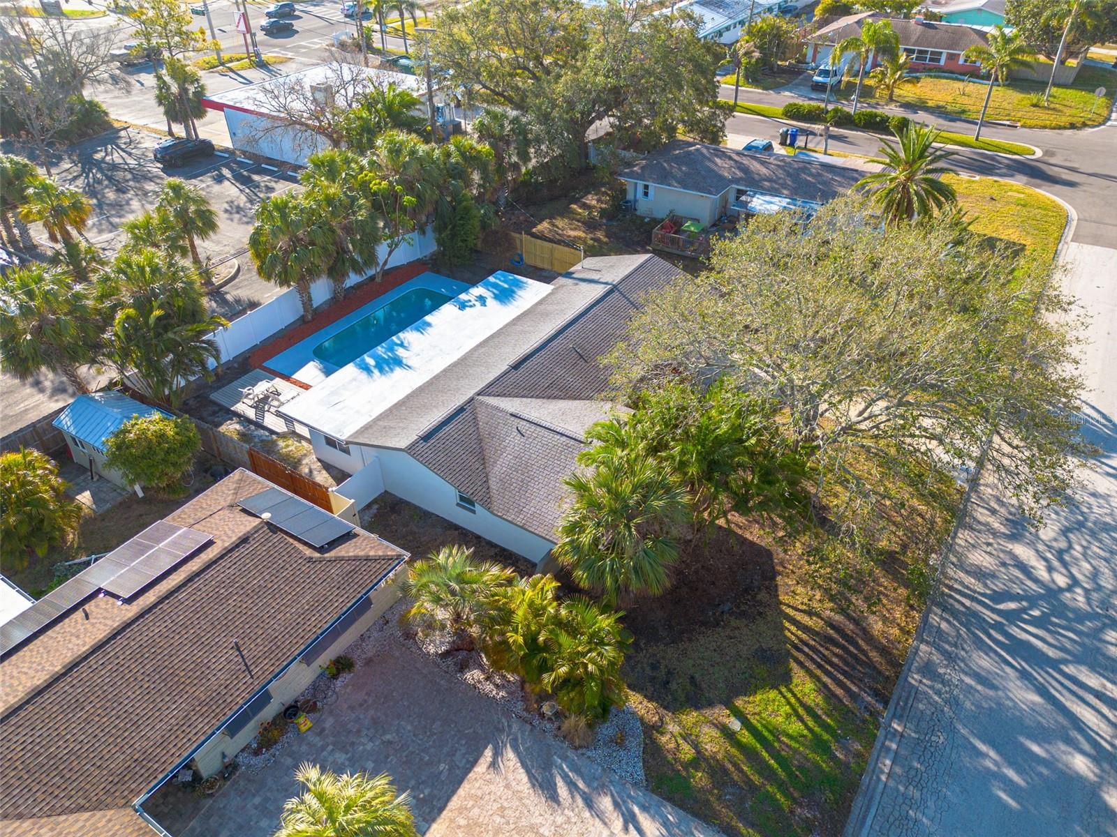 2215 CEDAR DR, DUNEDIN, FL, 34698