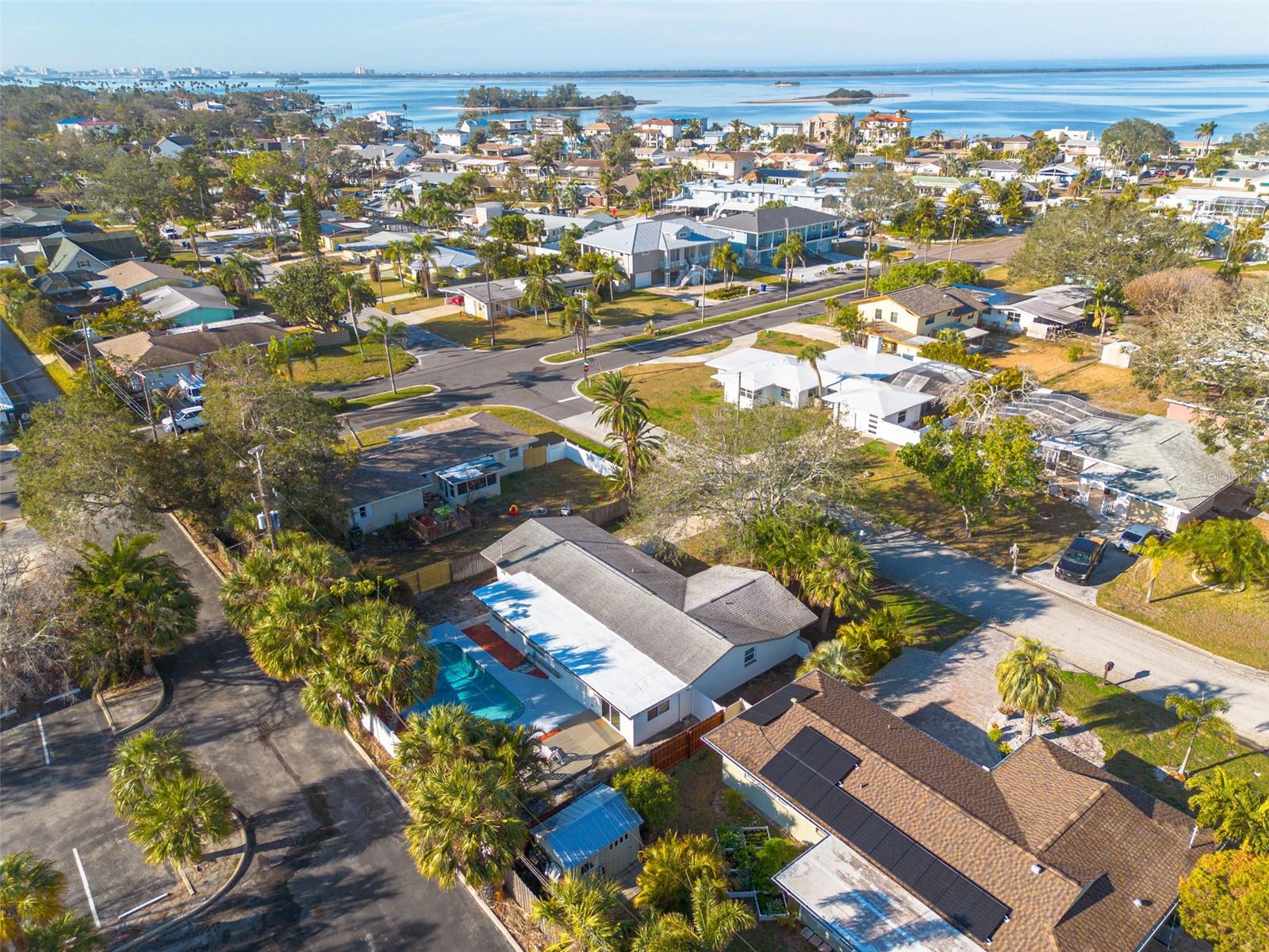2215 CEDAR DR, DUNEDIN, FL, 34698