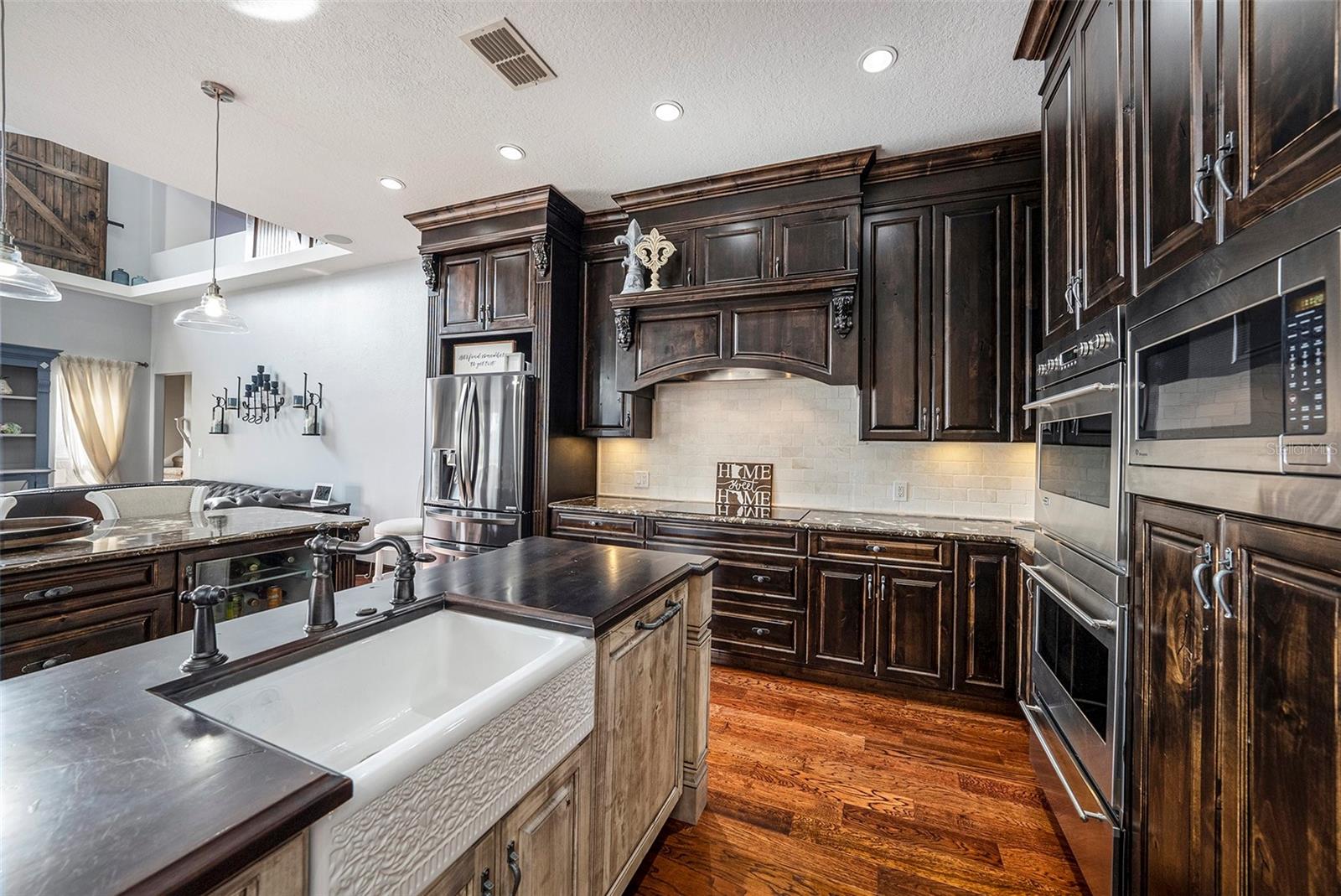 9203 SEA OAKS CT, SEMINOLE, FL, 33776