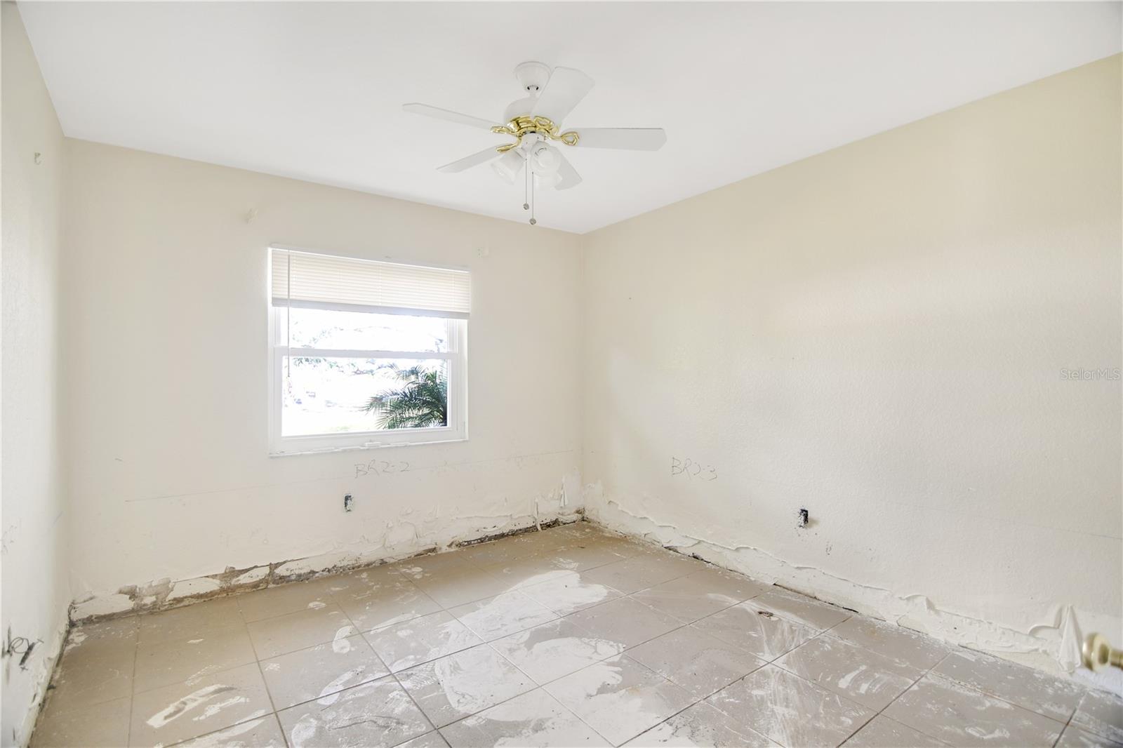2022 RIVERSIDE DR E, BRADENTON, FL, 34208