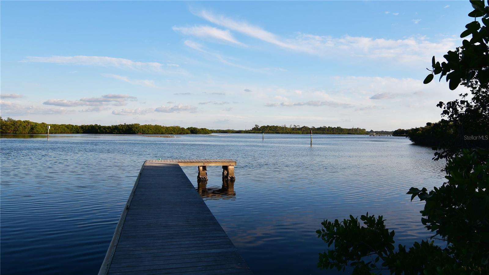 2022 RIVERSIDE DR E, BRADENTON, FL, 34208