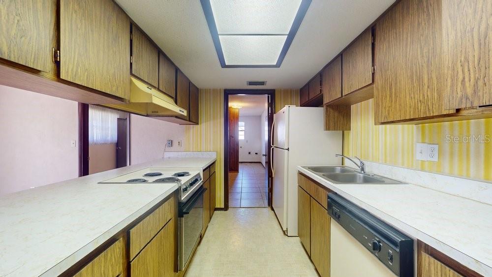 2050 ANNE CIR, SOUTH DAYTONA, FL, 32119