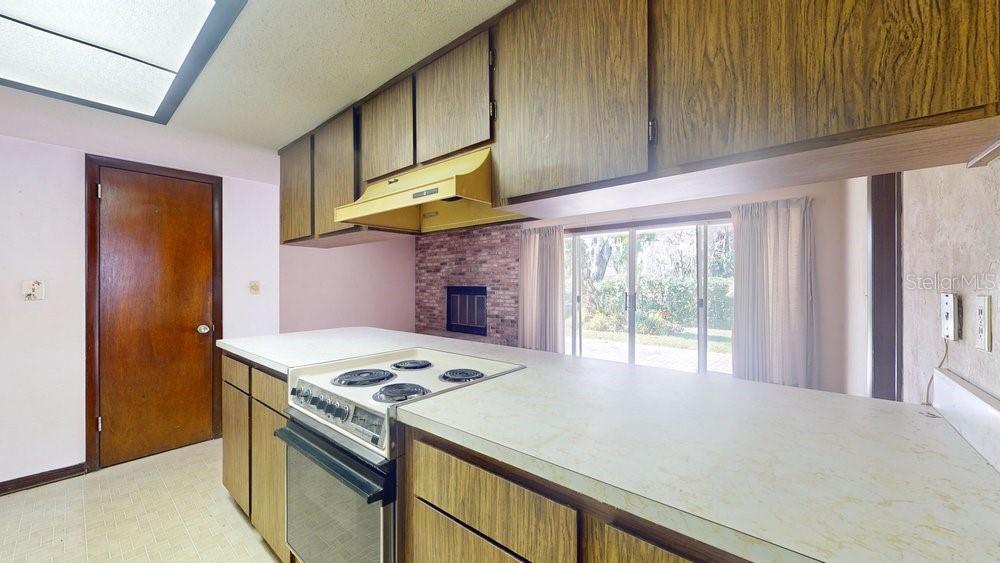 2050 ANNE CIR, SOUTH DAYTONA, FL, 32119