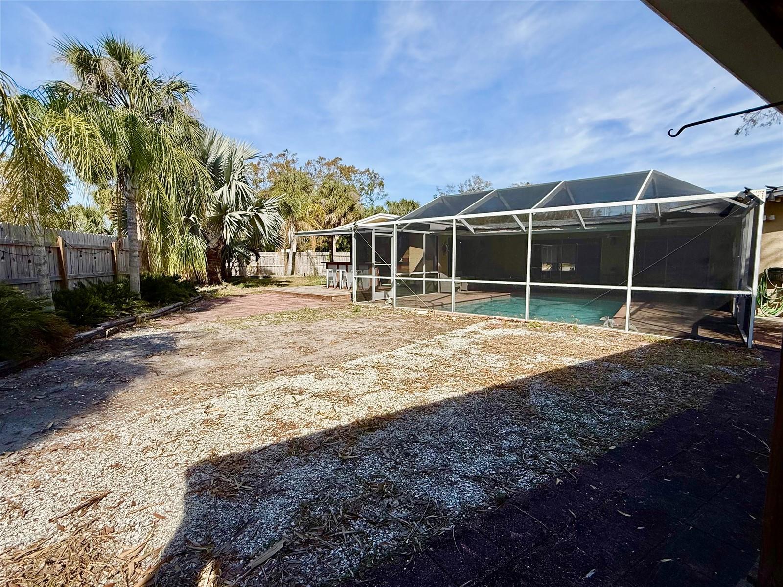 400 COUNTRY CLUB DR, OLDSMAR, FL, 34677