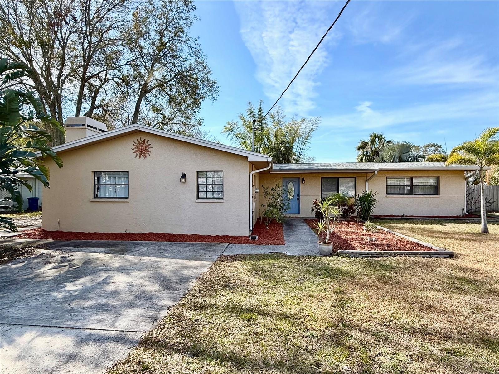 400 COUNTRY CLUB DR, OLDSMAR, FL, 34677
