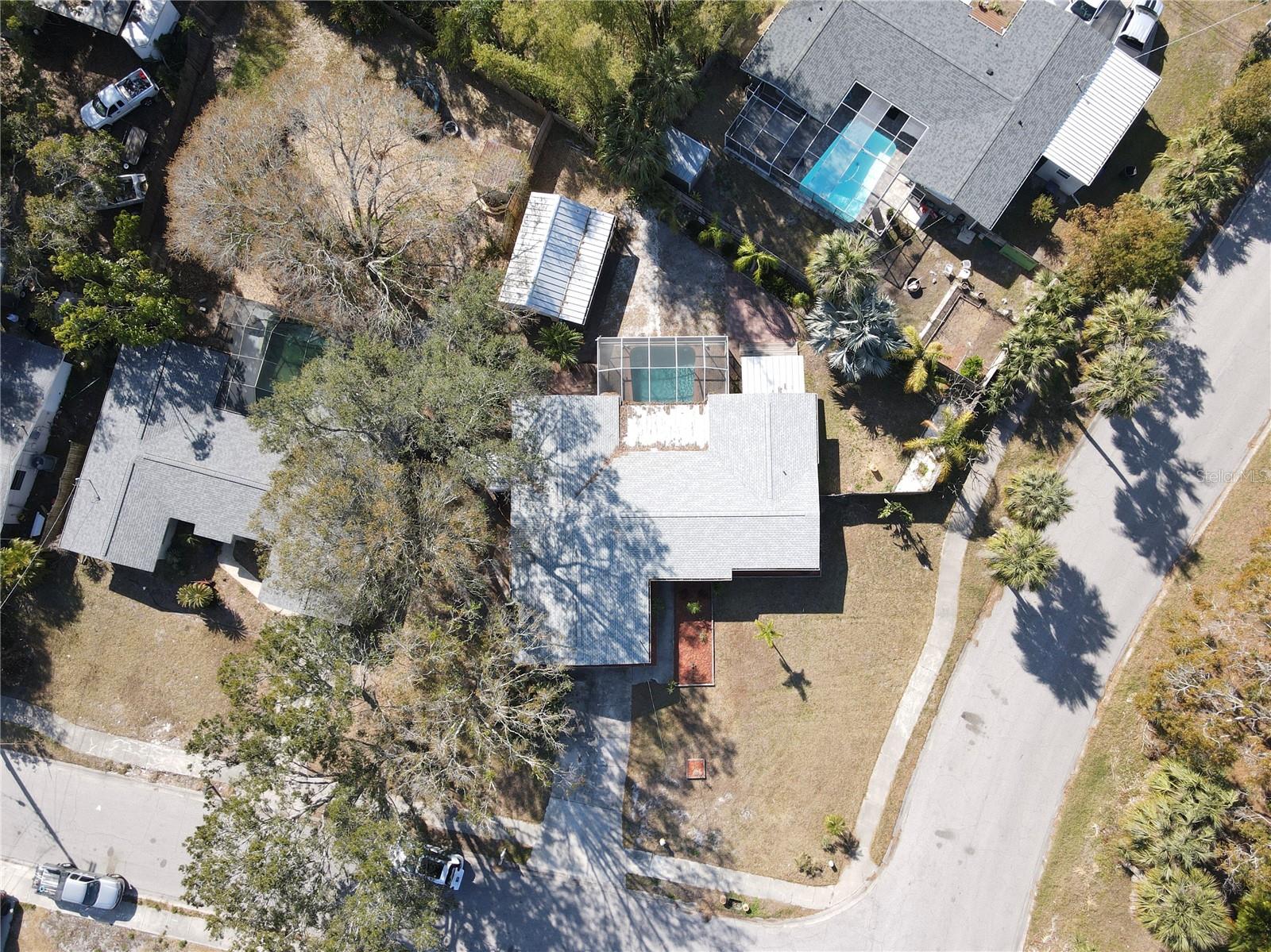 400 COUNTRY CLUB DR, OLDSMAR, FL, 34677