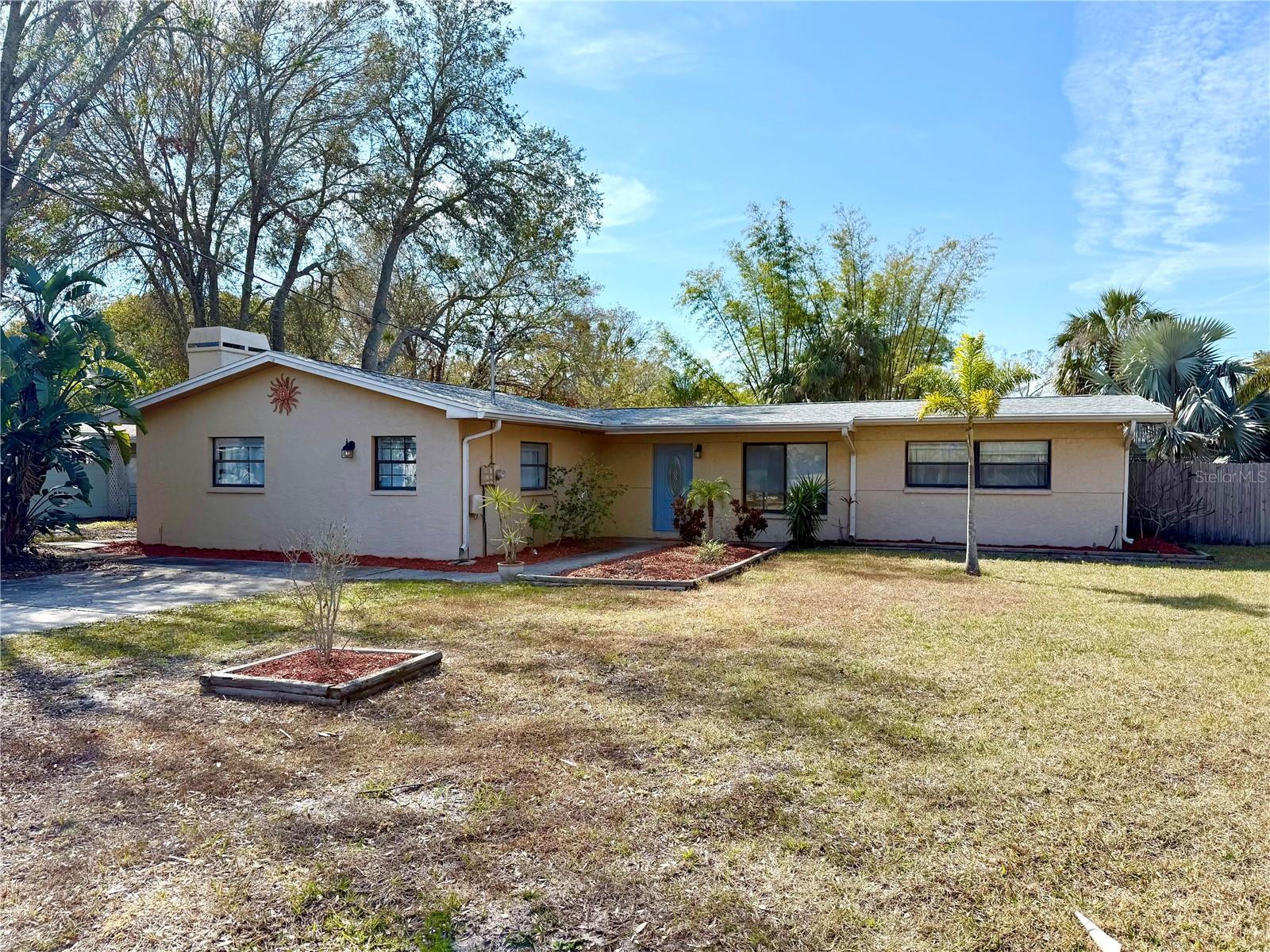 400 COUNTRY CLUB DR, OLDSMAR, FL, 34677