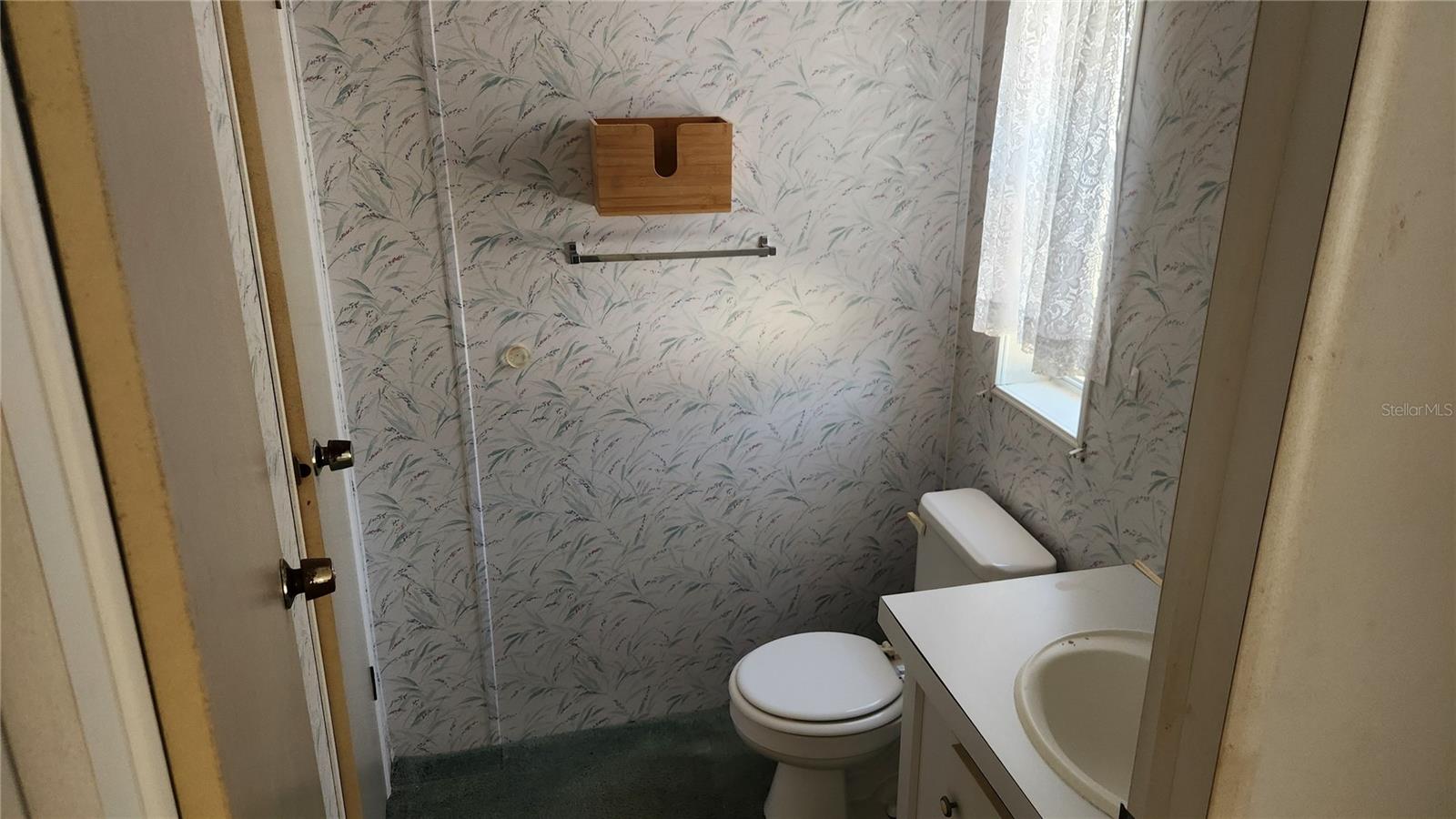 318 NESBITT PARK AVE, DAVENPORT, FL, 33897