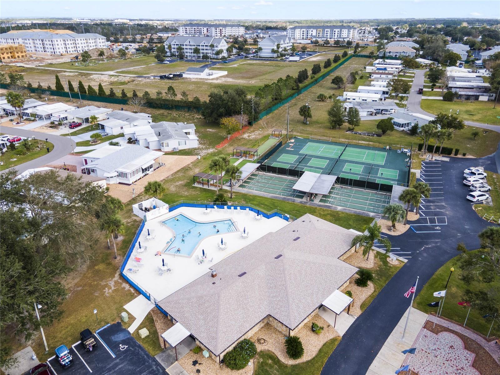 318 NESBITT PARK AVE, DAVENPORT, FL, 33897