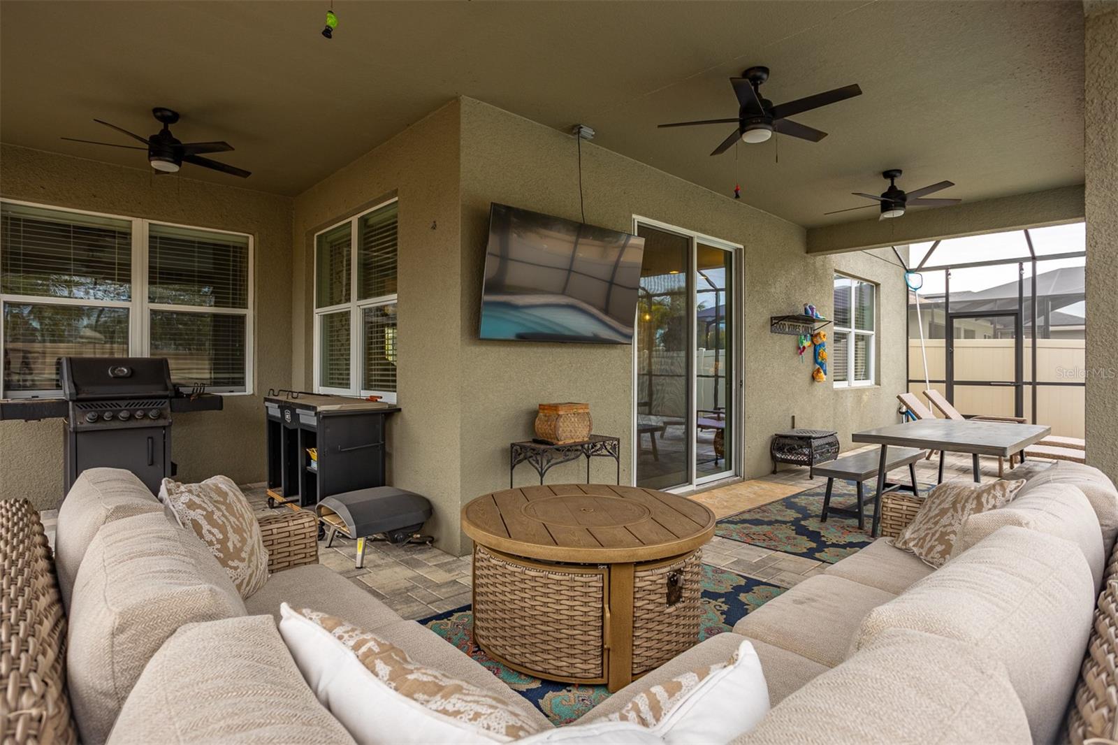 11550 LAKE LUCAYA DR, RIVERVIEW, FL, 33579