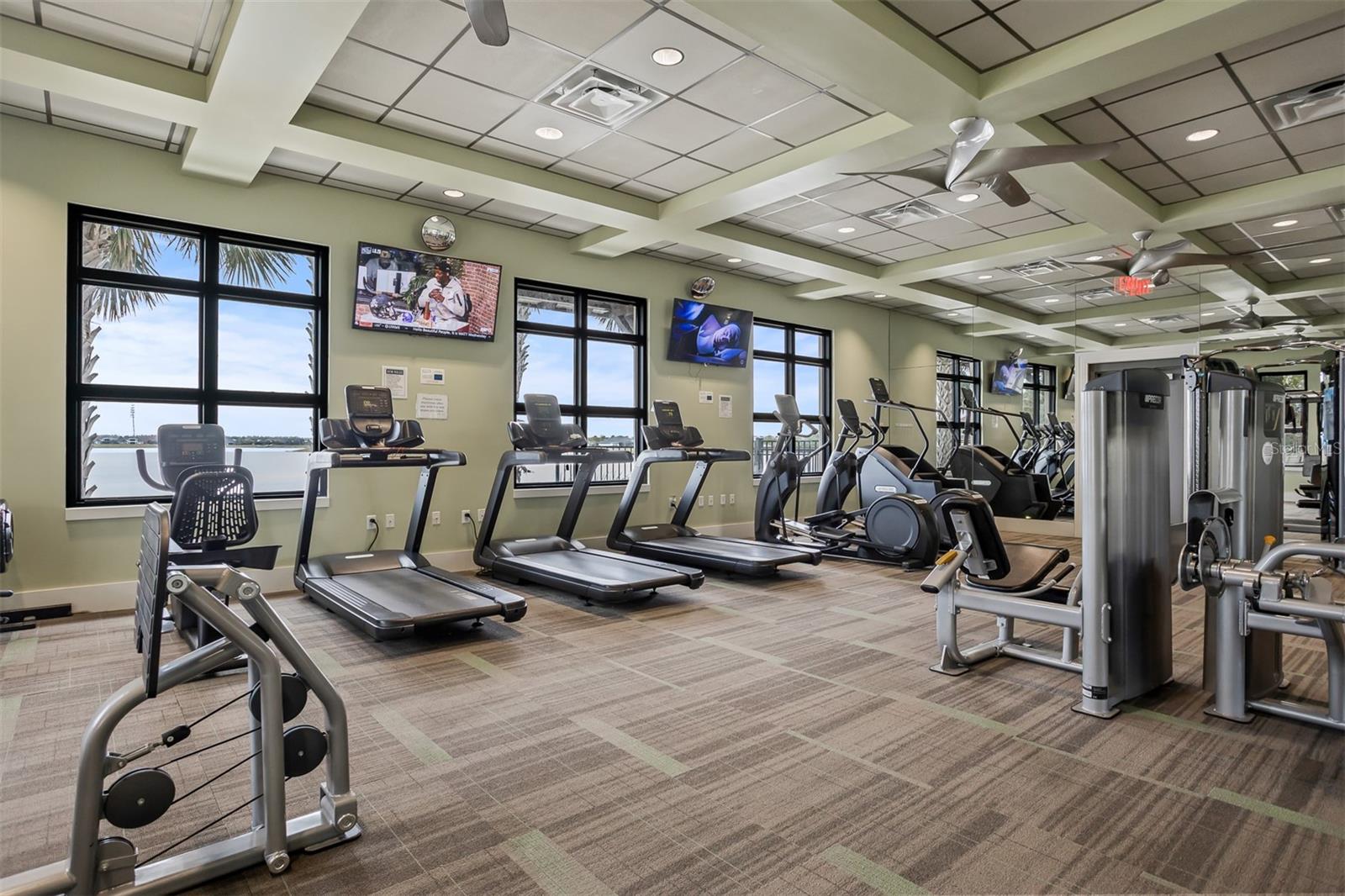 11550 LAKE LUCAYA DR, RIVERVIEW, FL, 33579