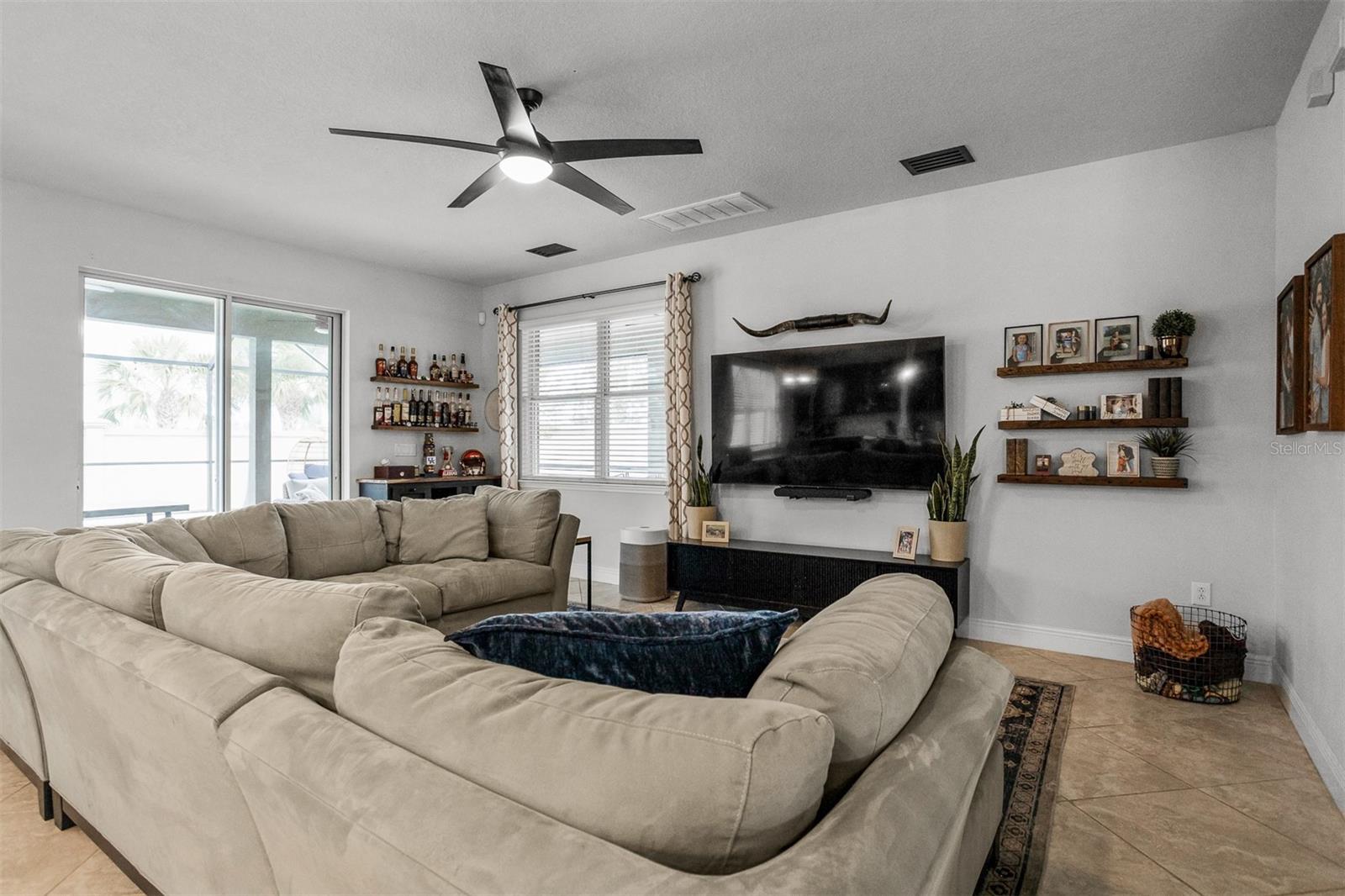 11550 LAKE LUCAYA DR, RIVERVIEW, FL, 33579
